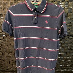 🛍️ 3 for $30 👕 Men’s Short Sleeve Abercrombie & Fitch Shirt